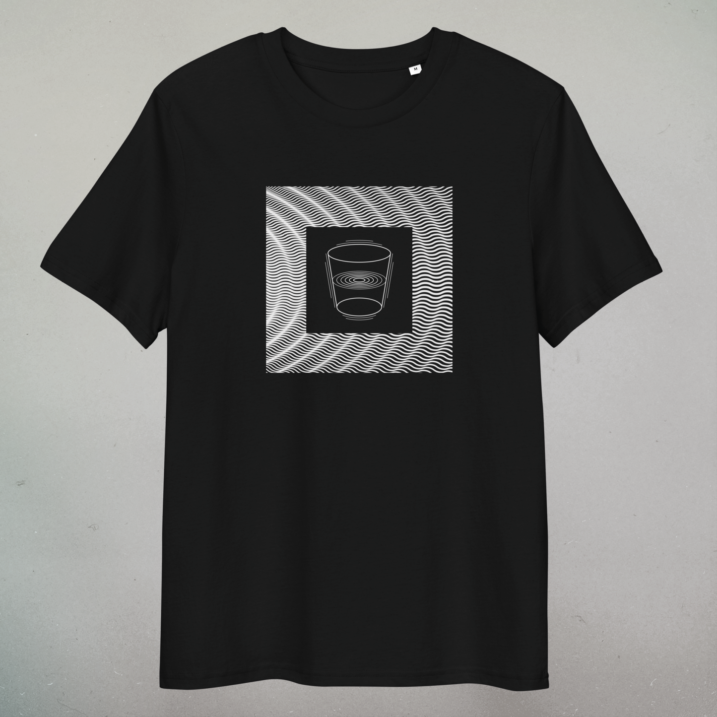 Iconic glass of water – Jurassic Park